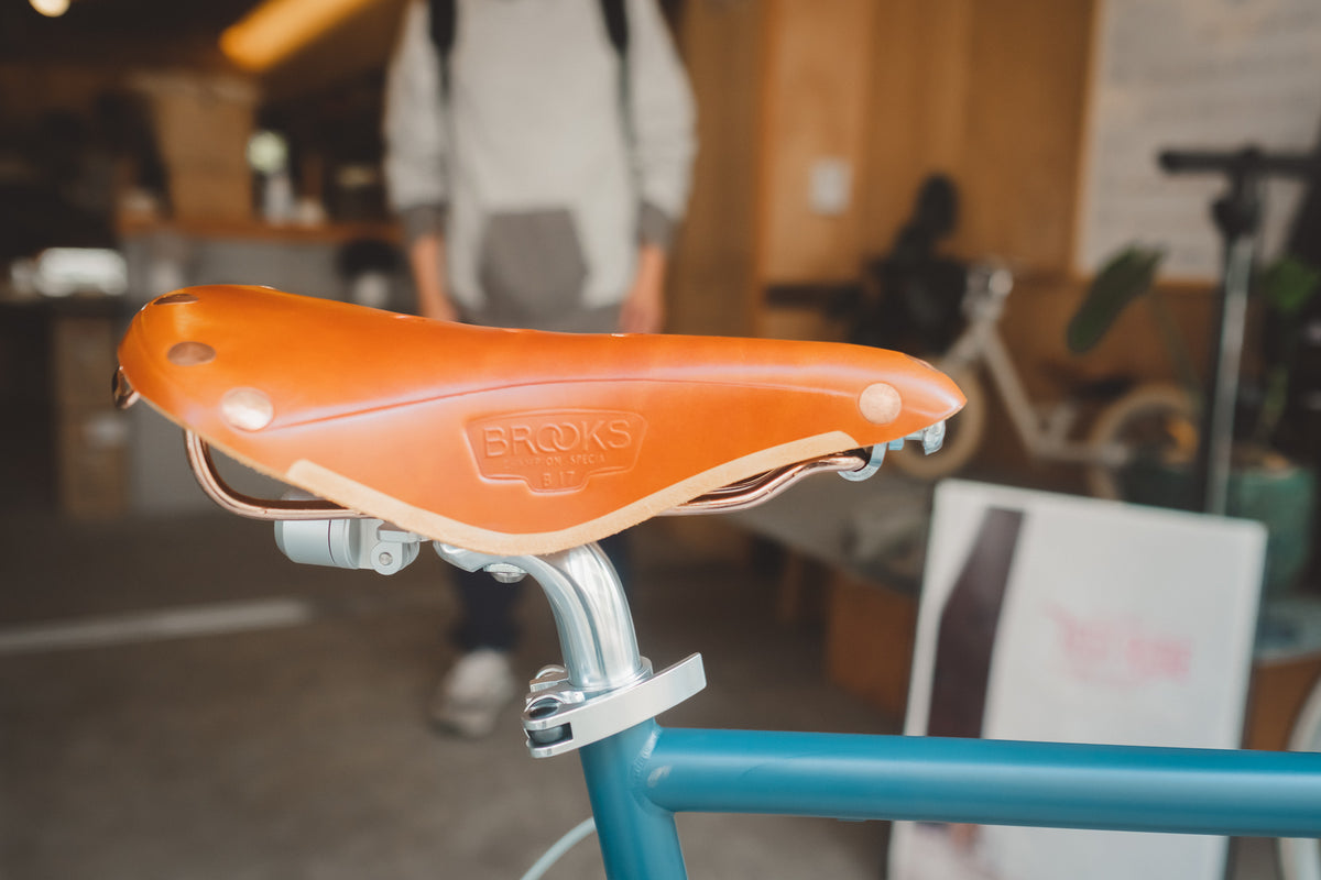 BROOKS B17 SPECIAL – tokyobike plus fukuoka