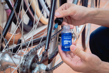 画像をギャラリービューアに読み込む, BORED bluelug's one drop