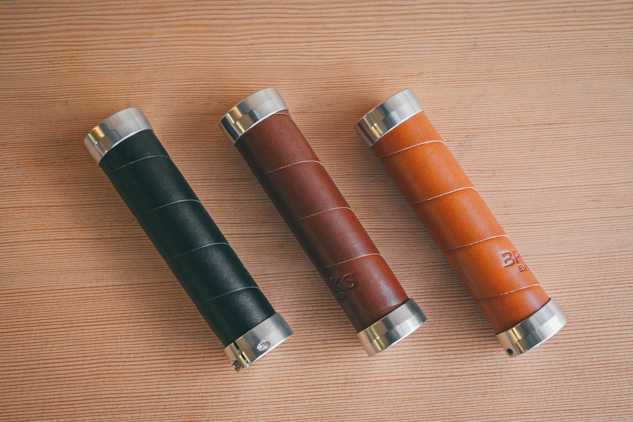 Slender Leather Grips – tokyobike plus fukuoka